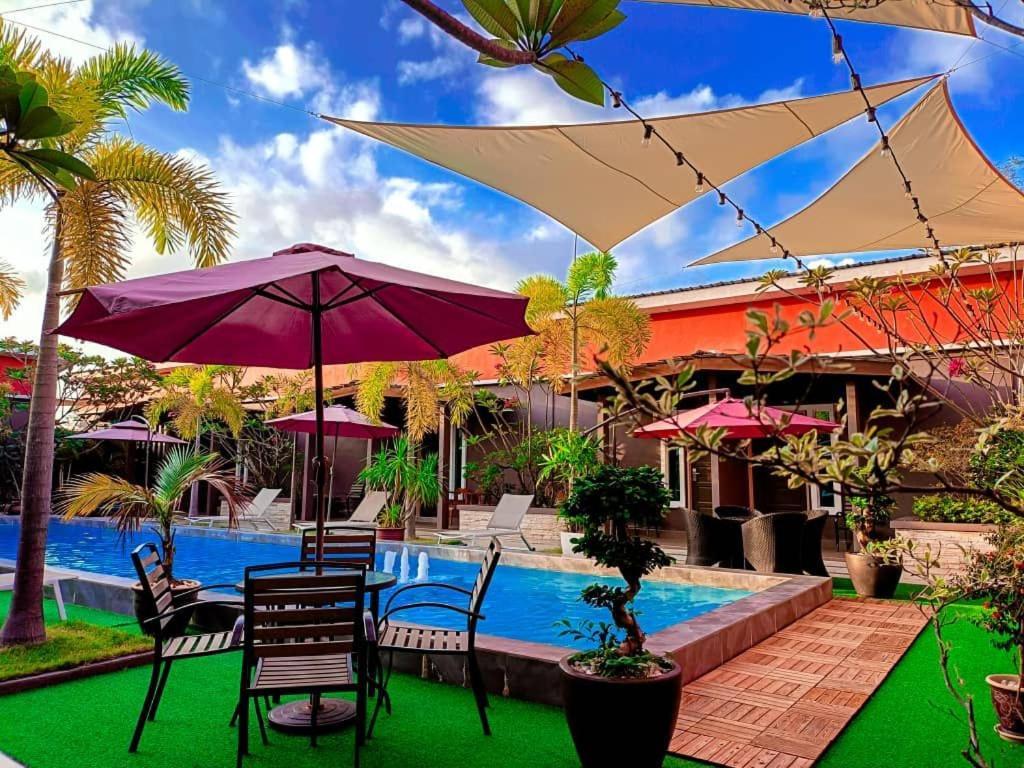 Villa Abadi Resort Пантай-Сенанг Экстерьер фото